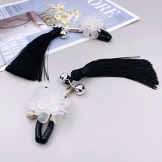 Breast Clip White Plastic Flower Tassel Exotic Bell Nipple Clamp Tease Flirt Sex Toys for Women